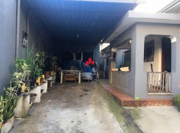 Casa · 240m² · 2 Quartos · 5 Vagas · Terreno no Tatuapé com 240m2, sendo 10x24 com uma casa térrea antiga de 120m2