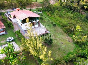 Casa de 6 quartos, Gravatá · Casa de alto padrão à venda em condomínio - Gravatá/PE! Com uma linda vista!