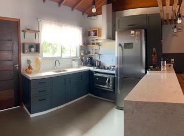 Casa de 3 quartos, Garopaba · Casa em Rua Antonio Souza Martins - Campo D'una - Garopaba/SC