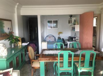 Apartamento de 2 quartos, Salvador · 2/4 sendo 1 suíte com gabinete e banheiro de serviço