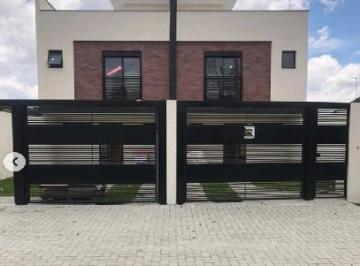 Casa de 3 quartos, Curitiba · Casa com 3 quartos e 108 m² à venda em Uberaba