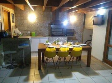 2eeaab47aefe8eab4b5aaaa9d3d1efbaa689696e · Casa com 3 dormitórios à venda, 220 m² por R$ 1.800.000,00 - Urbanova - São José dos Campos/SP