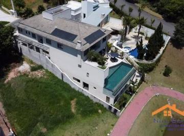 Casa · 780m² · 4 Quartos · 6 Vagas · MANSAO ESPETACULAR COM PISCINA DE BORDA INFINITA COM VISTA PARA O LAGO!