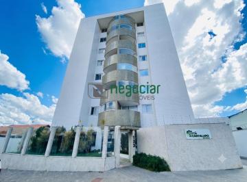 Apartamento · 93m² · 3 Quartos · 2 Vagas · Excelente apartamento em área central