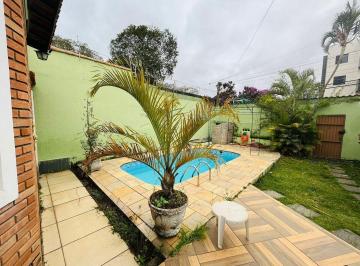 Casa · 260m² · 4 Quartos · 2 Vagas · Casa em Rua Colorado - Jardim Flórida - Jacareí/SP