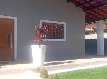 Casa · 250m² · 4 Quartos · 4 Vagas · Casa Térrea com Amplo Terreno na Área Central de Itatiba ? 250 m² de Construção