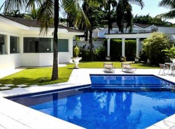 Casa · 657m² · 6 Quartos · 6 Vagas · Casa à venda no Acapulco, condomínio na praia de Guarujá.