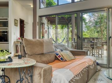 Casa · 259m² · 2 Quartos · 3 Vagas · Belíssima casa em  Praia de Pipa  -  Tibau do Sul