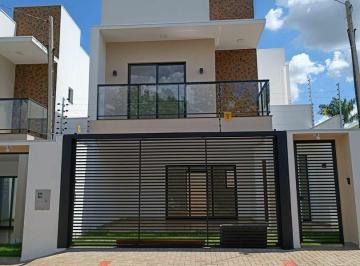 Casa · 134m² · 3 Quartos · 1 Vaga · Sobrado em Rua Vicente Machado - Centro - Cascavel/PR