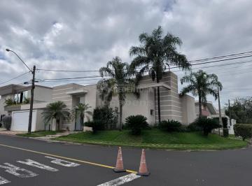 Casa · 294m² · 3 Quartos · 2 Vagas · Excelente casa de esquina com 3 dormitórios no Village Damha Rio Preto 1