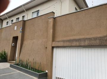 Casa de 3 quartos, São Paulo · Sobrado Reformado para Venda com 3 dormitórios - 2 Vagas- Campo Belo