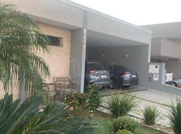 img0 · Casa Condomínio em Araraquara