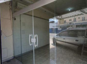 Comercial · 40m² · Loja de 40m², Otimo ponto comercial, em frente ao viaduto  Proximo a Rua Carolin