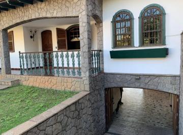 Casa · 450m² · 4 Quartos · 3 Vagas · Casa - São João