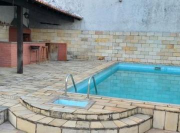 Casa · 600m² · 4 Quartos · 3 Vagas · Casa - Santo Antônio