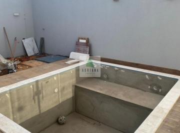 Casa · Casa Arquitetura Moderna  Cabeamento Refinado 3 quartos sendo 1 Suíte Área de Lazer Integrada Piscin