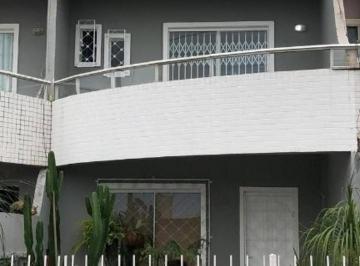 12349412d9a9e6815b147a204a548bc7489bd5b7 · Sobrado com 2 dormitórios à venda por R$ 500.000,00 - Centro - Camboriú/SC