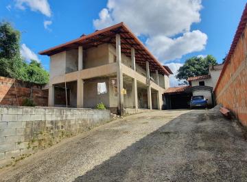 Foto 01 · Imperdível! Casa à venda em Esmeraldas-MG, no bairro Fernão Dias, com 4 quartos, 2 suítes, 3 salas, 