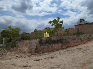 Foto 01 · Lote no bairro Dona Guilhermina - Esmeraldas