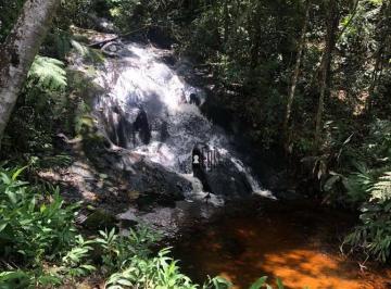 3890b2bbecd16bee7b02011b38298de49419ffa1 · Sítio com 3 dormitórios à venda, 144000 m² por R$ 850.000,00 - Rio Preto - Rio Preto/MG
