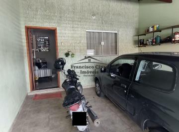 Casa · 70m² · 2 Quartos · 1 Vaga · Casa à venda no bairro Jardim do Vale - Guaratinguetá/SP