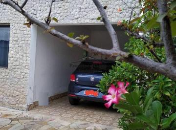 Casa · 199m² · 3 Quartos · 3 Vagas · Casa à venda no bairro Cruz - Lorena/SP