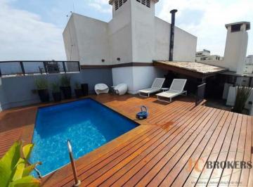 Apartamento · 370m² · 4 Quartos · 5 Vagas · Cobertura com 370m² de área útil, 4 dormitórios sendo 2 suítes (master com closet), 5 vagas