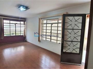 Casa · 215m² · 3 Quartos · 2 Vagas · Sobrado com 3 dormitórios e 2 vagas, próximo ao Metrô Saúde.