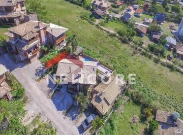 Comercial · 630m² · 13 Quartos · 10 Vagas · Hotel em  Rua 41295 - Praia do Rosa - Imbituba/SC