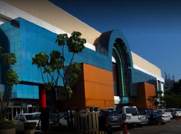 Comercial · 38m² · Loja Comercial com 38m² de área útil, (mezanino para estoque)