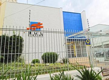Comercial de 11 quartos, Porto Alegre · Prédio com vagas de estacionamento em área nobre