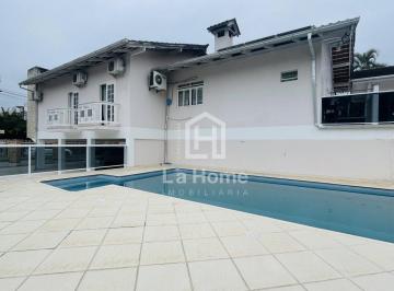 4735478-37122.jpg · Casa mobiliada com 397m² privativos, piscina e área de festas no bairro Velha, Blumenau