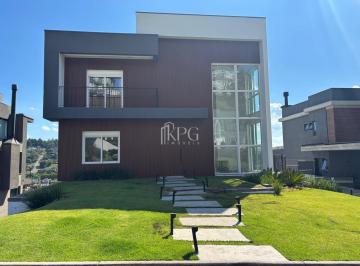 Casa · 450m² · 2 Vagas · CASA EM CONDOMÍNIO DE ALTO PADRÃO EM GRAMADO