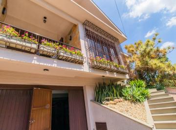 Casa de 3 quartos, Porto Alegre · Lindo sobrado no Jardim Itú Sabará, aceita dação