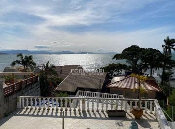Casa · 180m² · 3 Quartos · 1 Vaga · Linda Casa com uma Vista Mar Deslumbrante - Praia de Fora em Palhoça/SC