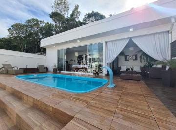 Casa · 180m² · 3 Quartos · 2 Vagas · Deslumbrante Casa Com Edícula e Piscina em São José/SC