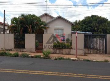 img0 · Casa Padrão em Araraquara