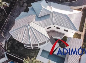 2022/09/8cd7996b32b9163c0ffac9516531eb00.jpg · Casa duplex na Aldeia da praia com 4 quartos sendo 4 com suítes com 663m²