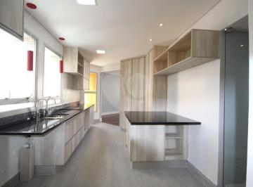 Apartamento · 240m² · 3 Quartos · 3 Vagas · Apartamento com 3 quartos à venda em Vila Uberabinha - SP