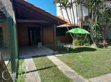 Apartamento · 90m² · 2 Quartos · 1 Vaga · CASA GEMINADA NO CENTRO DE IMBÉ