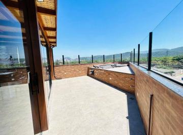 e2757c7eaecebf709db528d30d8f570120c382a4 · Cobertura com 3 quartos à venda, 225 m² por R$ 900.000 - Enseada - Guarujá/SP