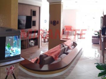 69d01a1db68a7af673b89e5167c3ae0b.jpg · Sobrado de 297m² com 4 quartos