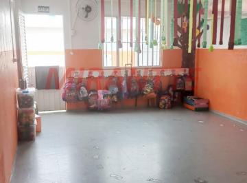 8ab780354886e6385108ab1189efd2f9.jpg · Sobrado de 393m² com 3 quartos