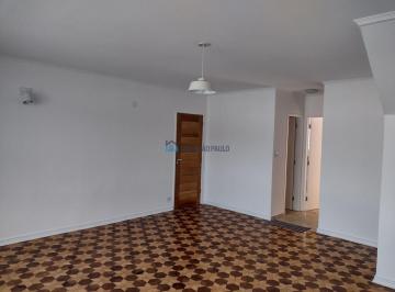 Casa · 187m² · 3 Quartos · 2 Vagas · Sobrado comecial ou residencial próximo ao metrô.