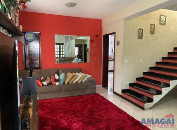 Casa · 144m² · 2 Quartos · 2 Vagas · Casa de 2 quartos para venda no Villa Branca