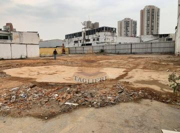 Terreno · 2000m² · TERRENO TOTALMENTE LIBERADO BOM P/ ESTACIONAMENTO ETC 2000 m2 CARRÃO