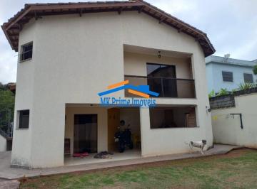 Casa · 476m² · 3 Quartos · 2 Vagas · Sobrado 230m² com 3 dorm. sendo 1 suíte em Cotia.
