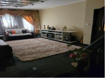 Casa · 255m² · 3 Quartos · 4 Vagas · Sobrado em  Rua Jacupiranga - Vila Camilópolis - Santo André/SP