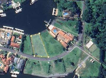 Terreno · 1950m² · Terreno à venda no Condomínio Marina Guarujá.