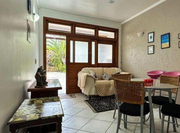 Casa · 90m² · 2 Quartos · 1 Vaga · Imóvel à venda na Marina Del Rey em Guarujá.